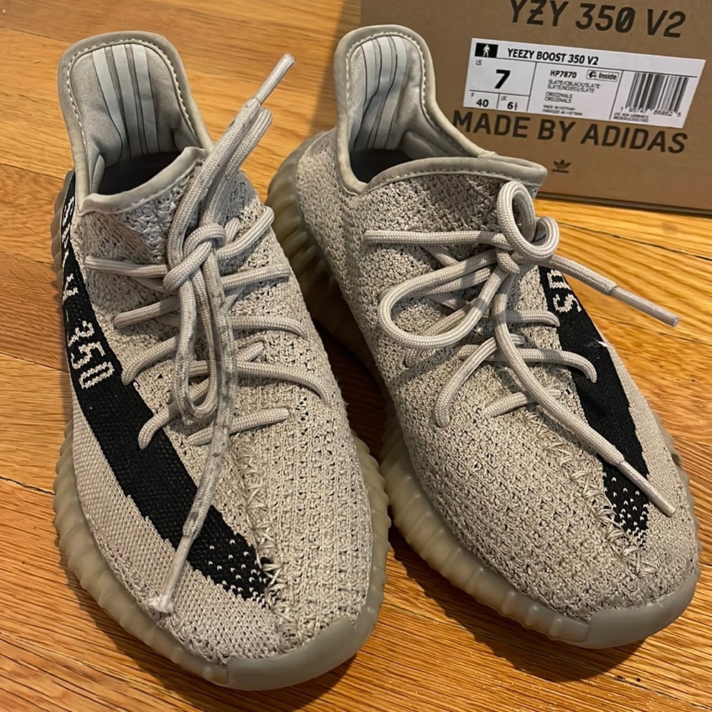 Yeezy Boost 350 V2